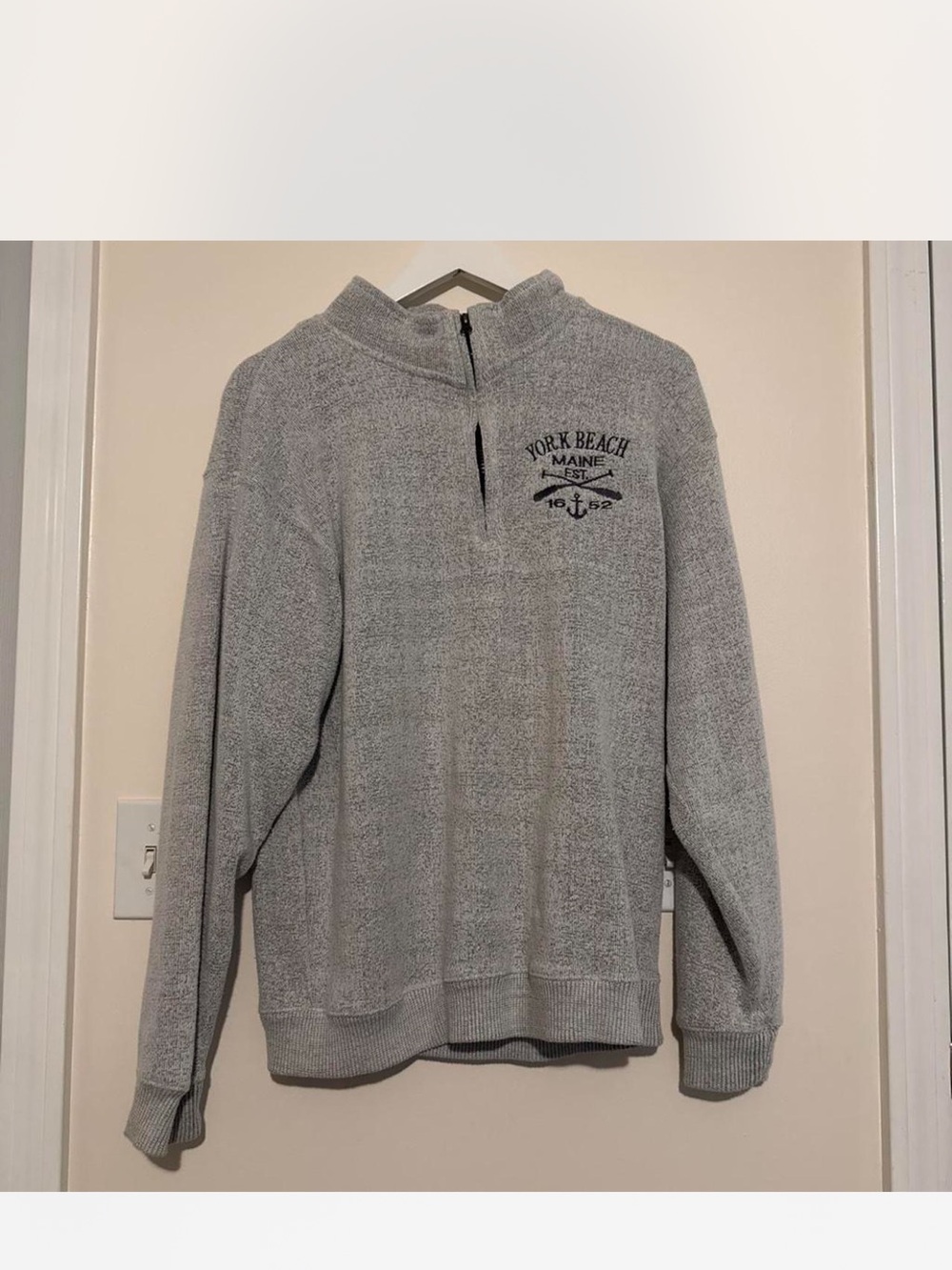 York Beach Maine Men's Gray Quarter-Zip Sweater